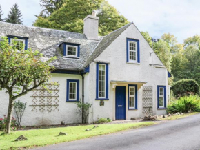 East Lodge, Walkerburn